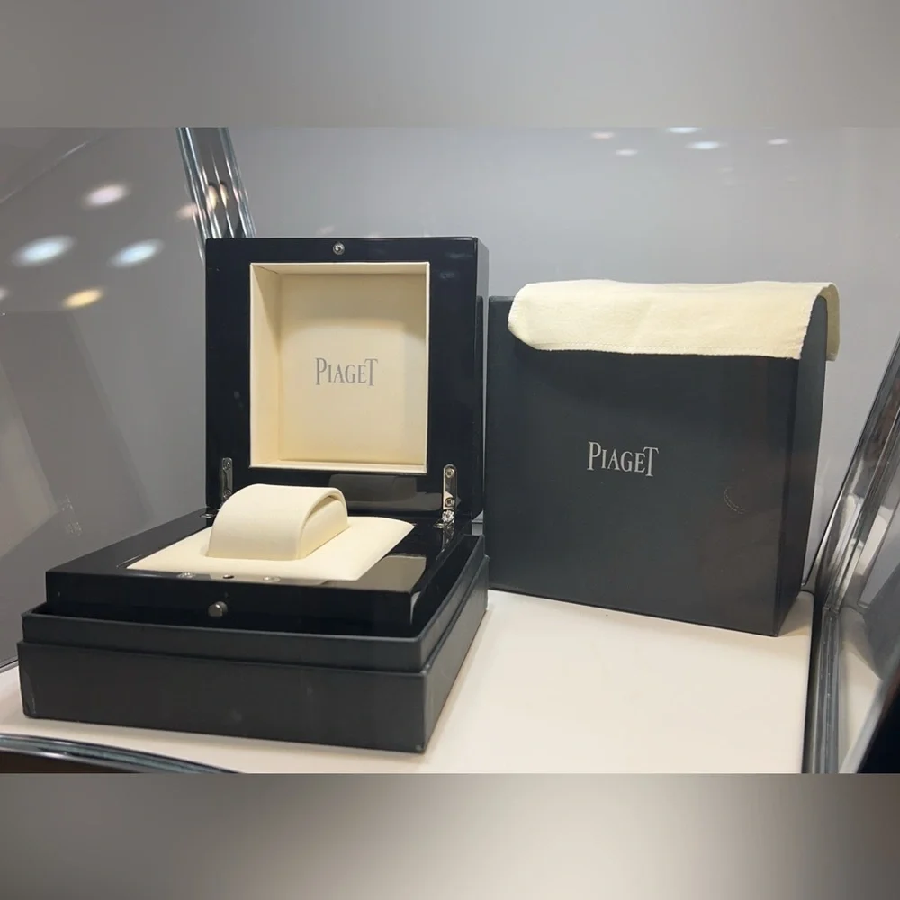ORIGINAL PIAGET WATCH BOX - Picture 1 of 3